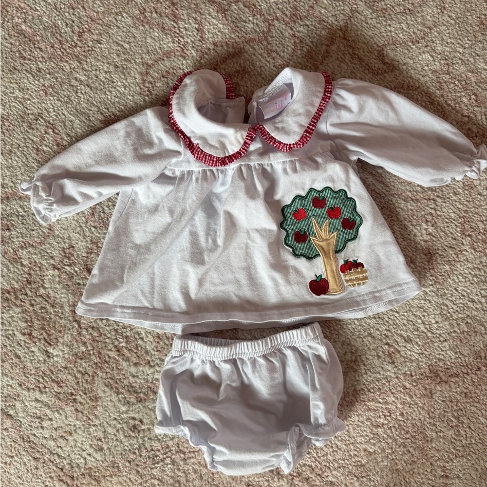 Stitchy Fish apple tree set